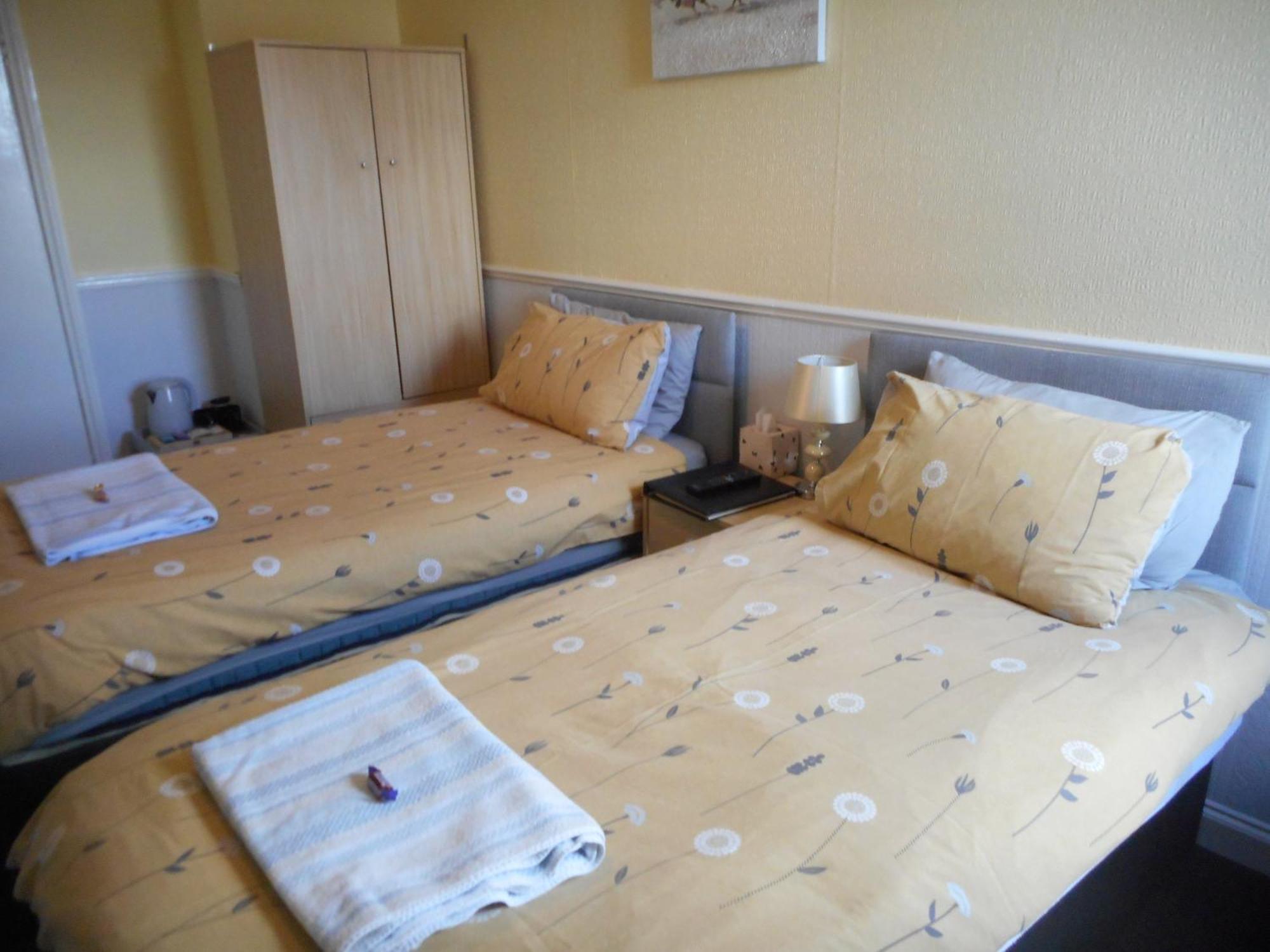 Bed & Breakfast The George 3*