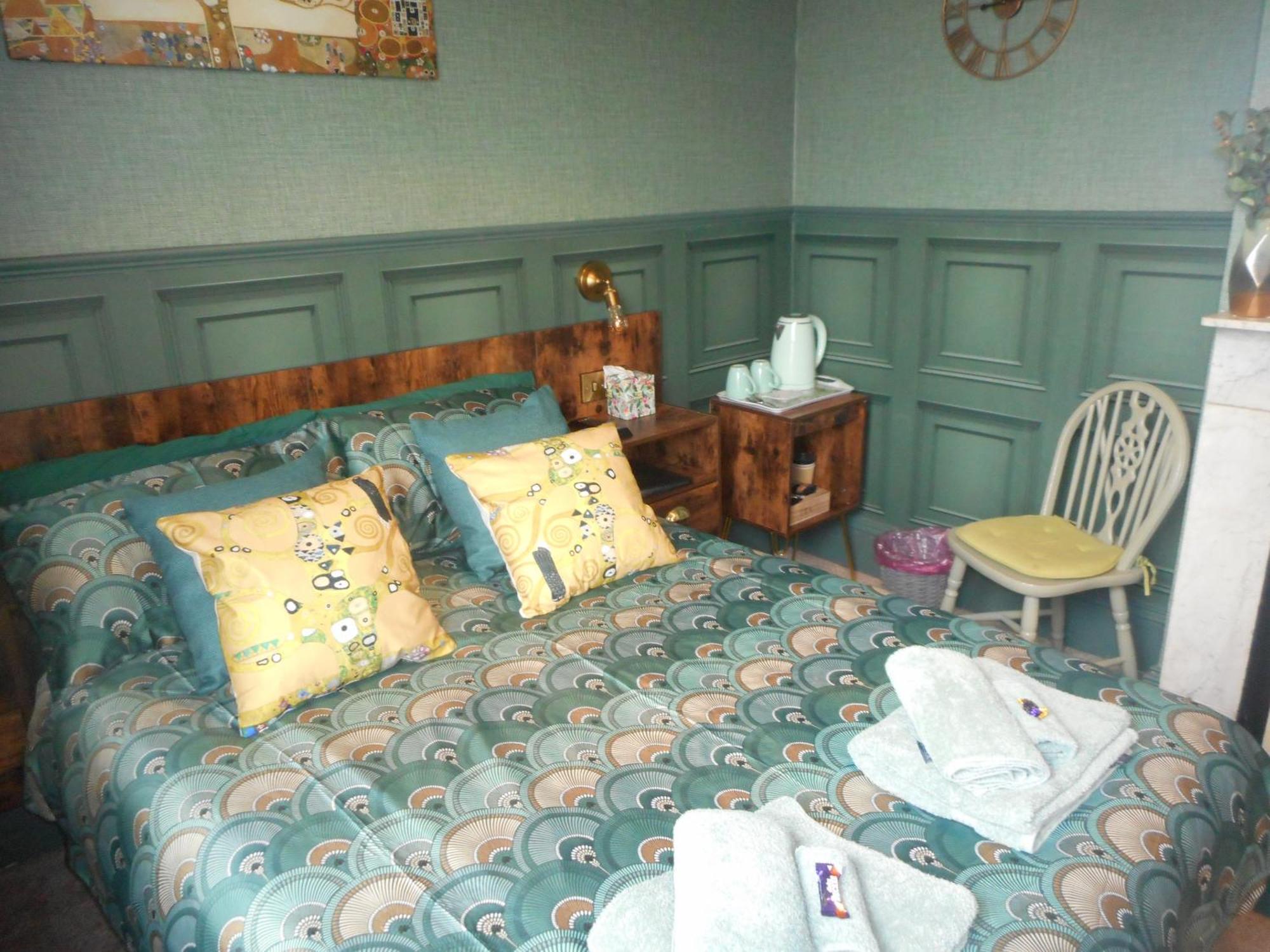 The George Bed & Breakfast Weymouth